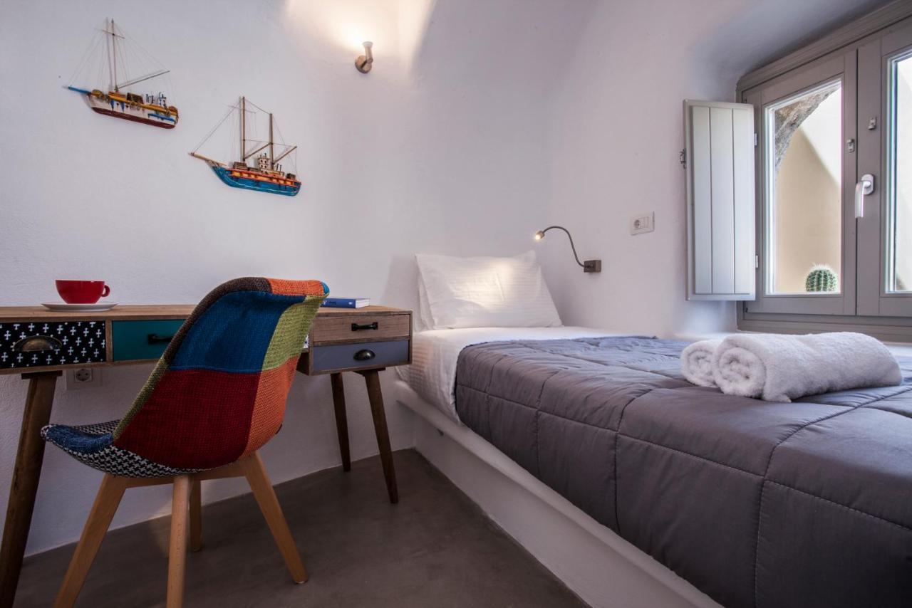 Cupola Suites เอีย ภายนอก รูปภาพ