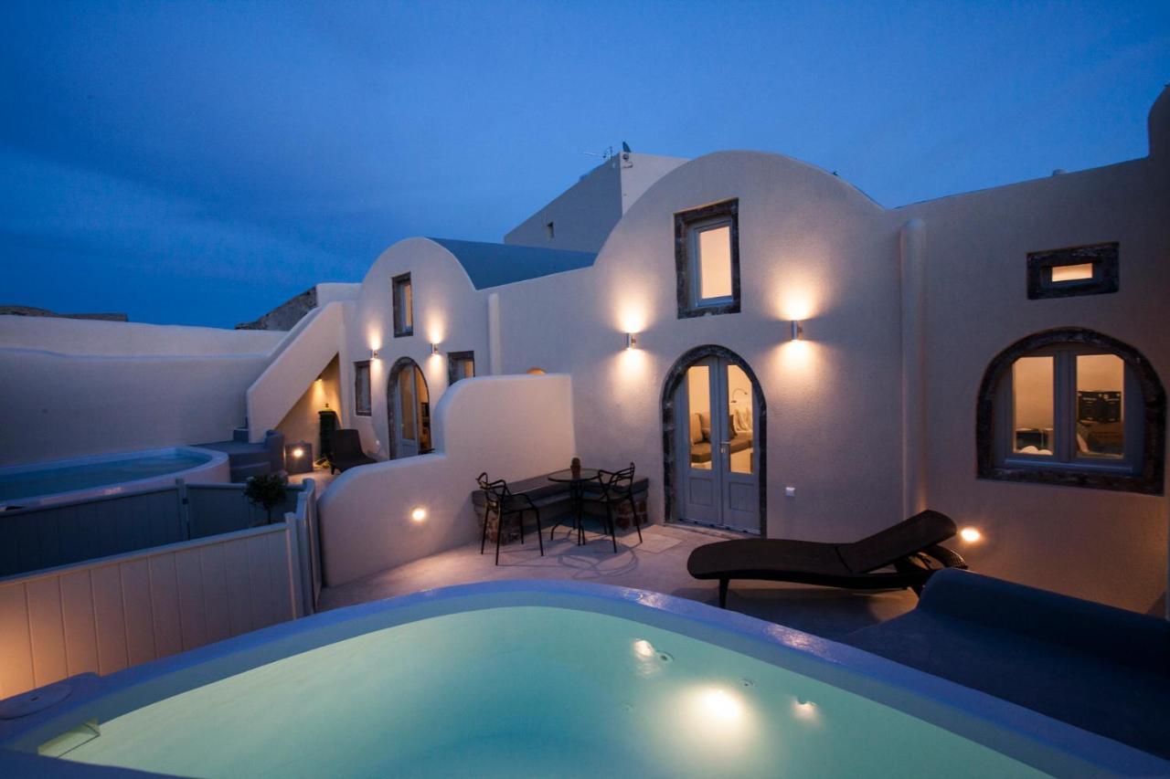 Cupola Suites เอีย ภายนอก รูปภาพ