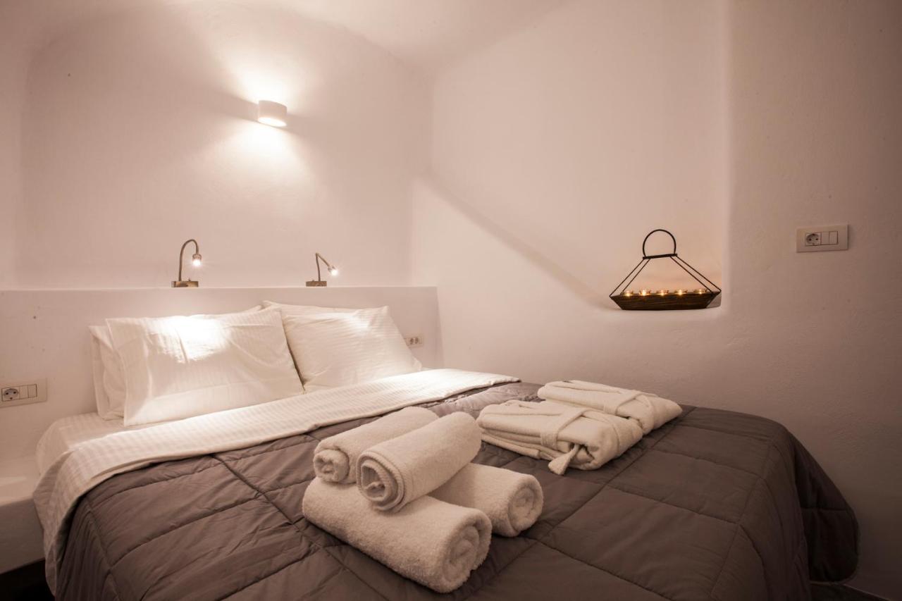 Cupola Suites เอีย ภายนอก รูปภาพ