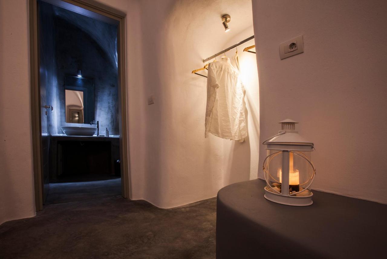 Cupola Suites เอีย ภายนอก รูปภาพ