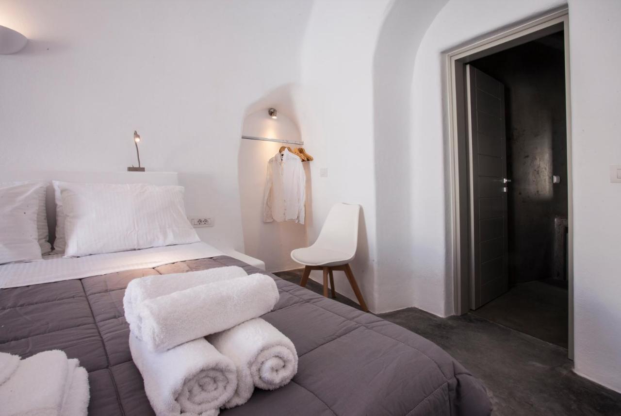 Cupola Suites เอีย ภายนอก รูปภาพ