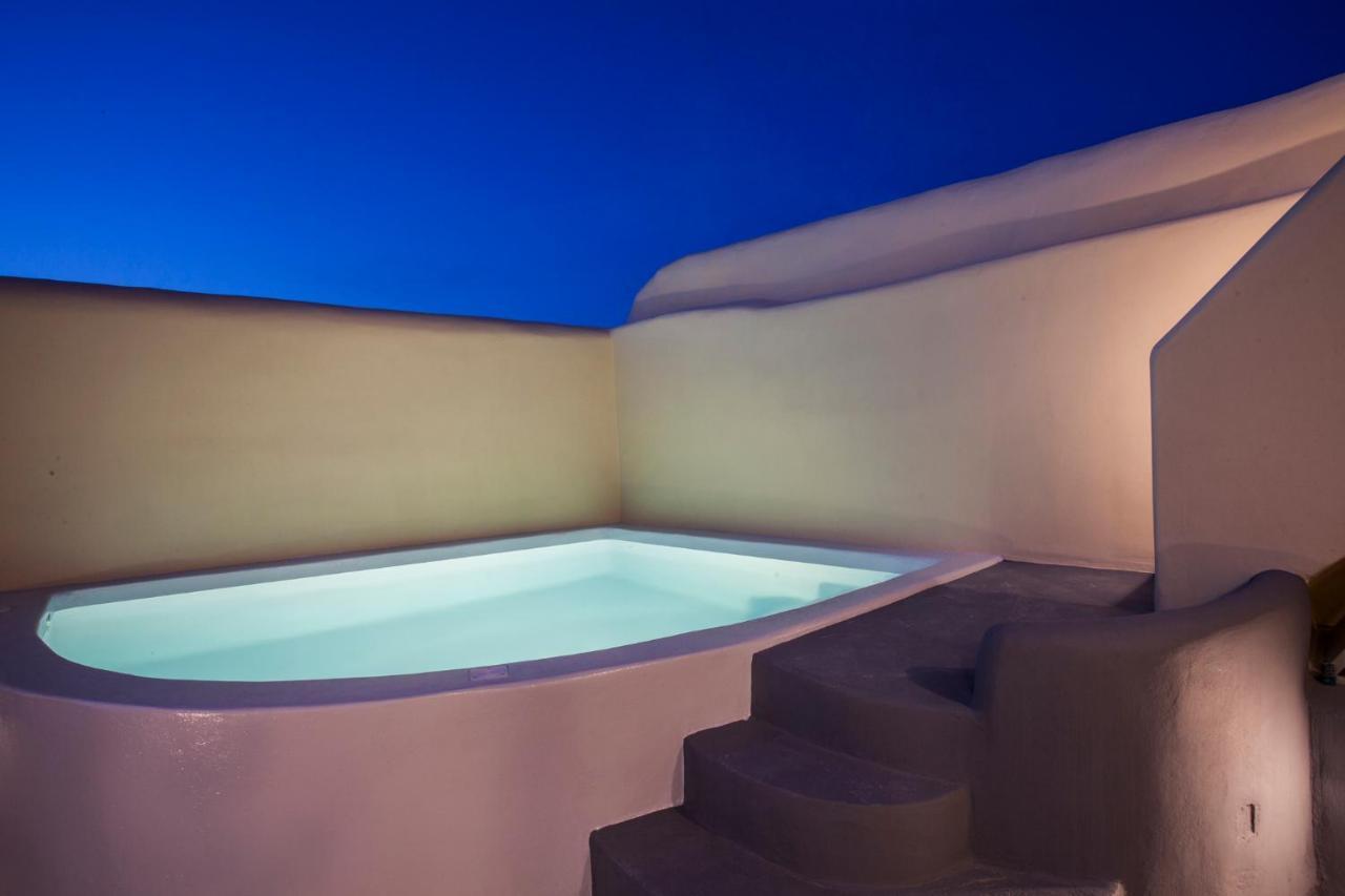 Cupola Suites เอีย ภายนอก รูปภาพ