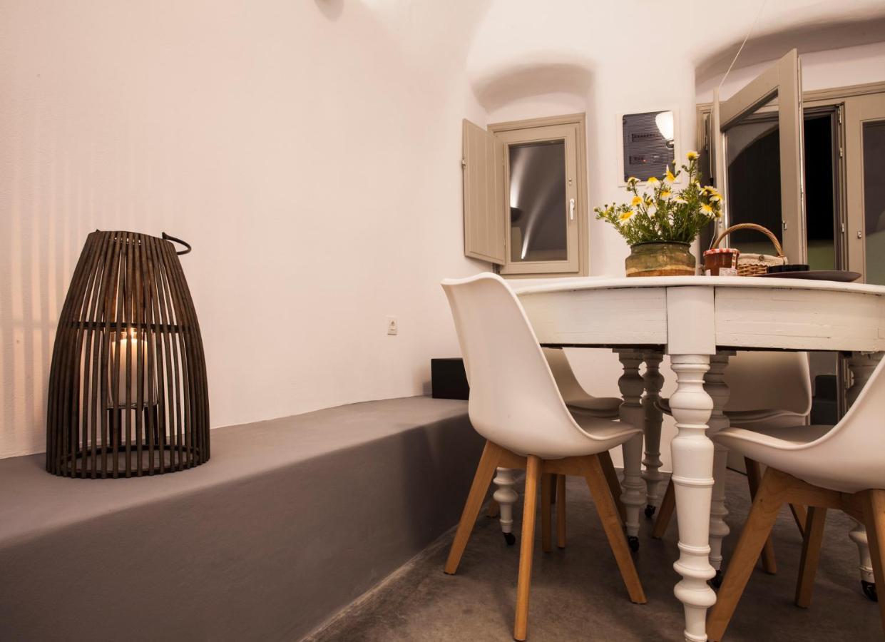 Cupola Suites เอีย ภายนอก รูปภาพ