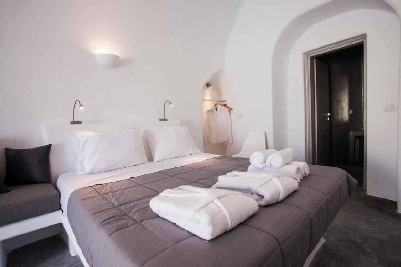 Cupola Suites เอีย ภายนอก รูปภาพ